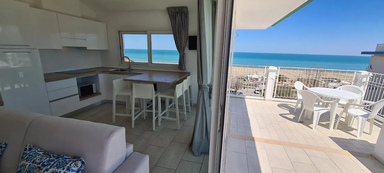 Rubino Apartments a 100metri dal mare Riccione